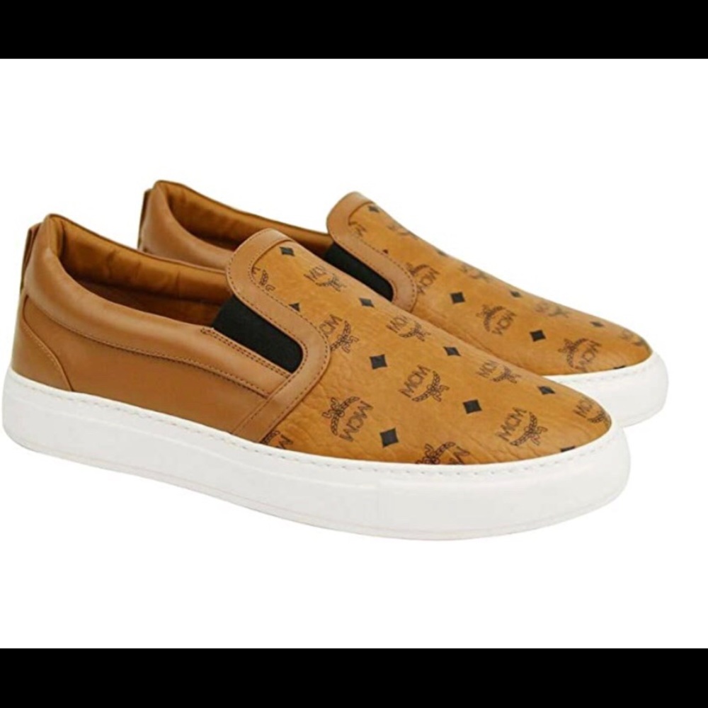MCM Men’s Slip On Sneakers in Visetos - Picture 3 of 6
